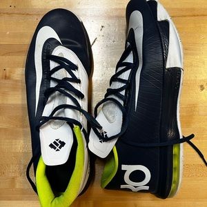 Nike KD 6. Customized - Nike id. Used. Good condition. Size 11.